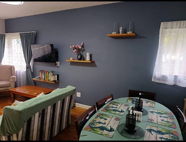 2 BEDROOM APARTMENT FOR SALE IN SUMMERSTRAND